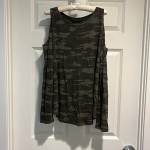 Sanctuary cold shoulder camo top